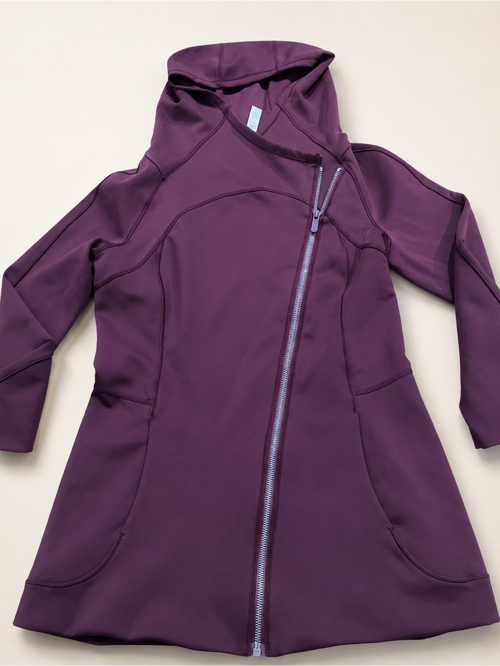 lululemon athletica activewear Hooded Asymmetrical Zip Jacket in Deep Purple 8 - Picture 4 of 4
